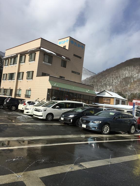 Onsen Minshuku Yutakaya Hotel Yuzawa  Buitenkant foto